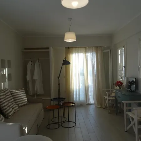 Πανσιόν Naxos Oceamo Naxos City