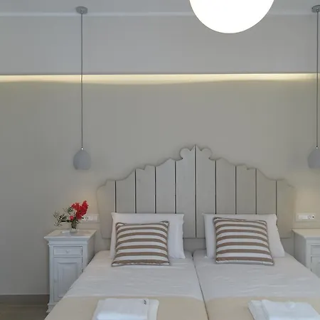 Naxos Oceamo 4*