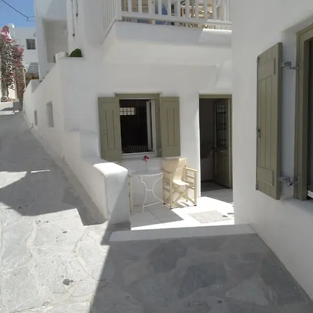 Casa de hóspedes Naxos Oceamo 2*